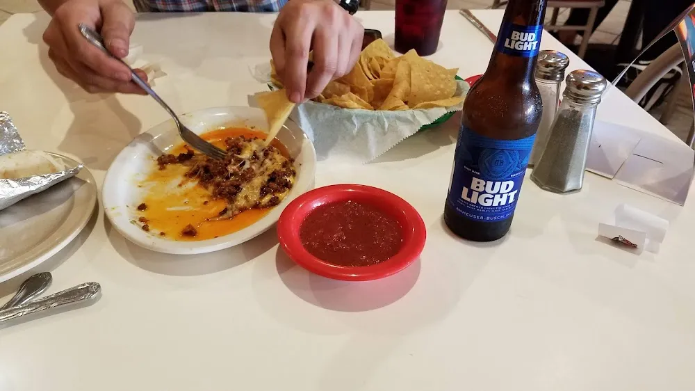 Choriqueso with Chips & Salsa
